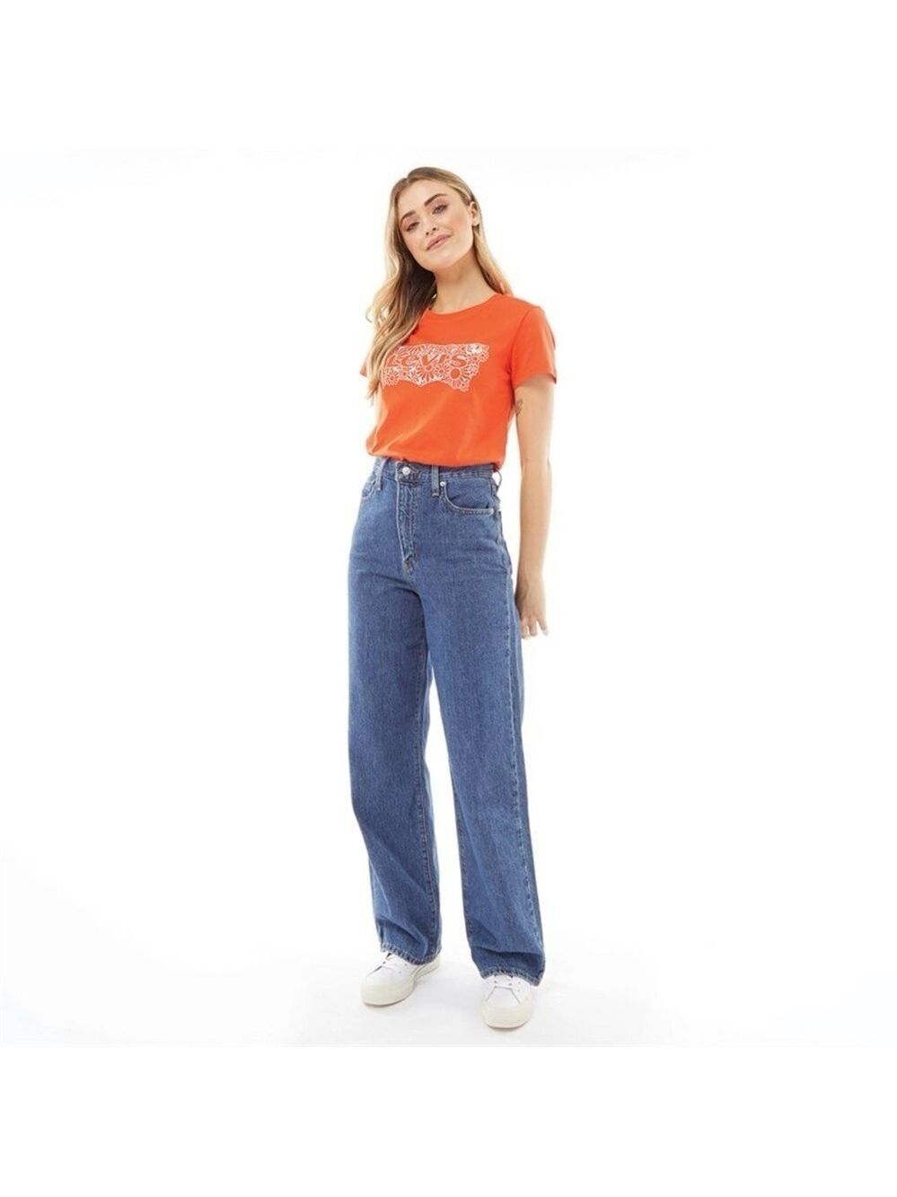 Levi’s High Waisted Straight Jeans In Medium Wash Blue Sz 25